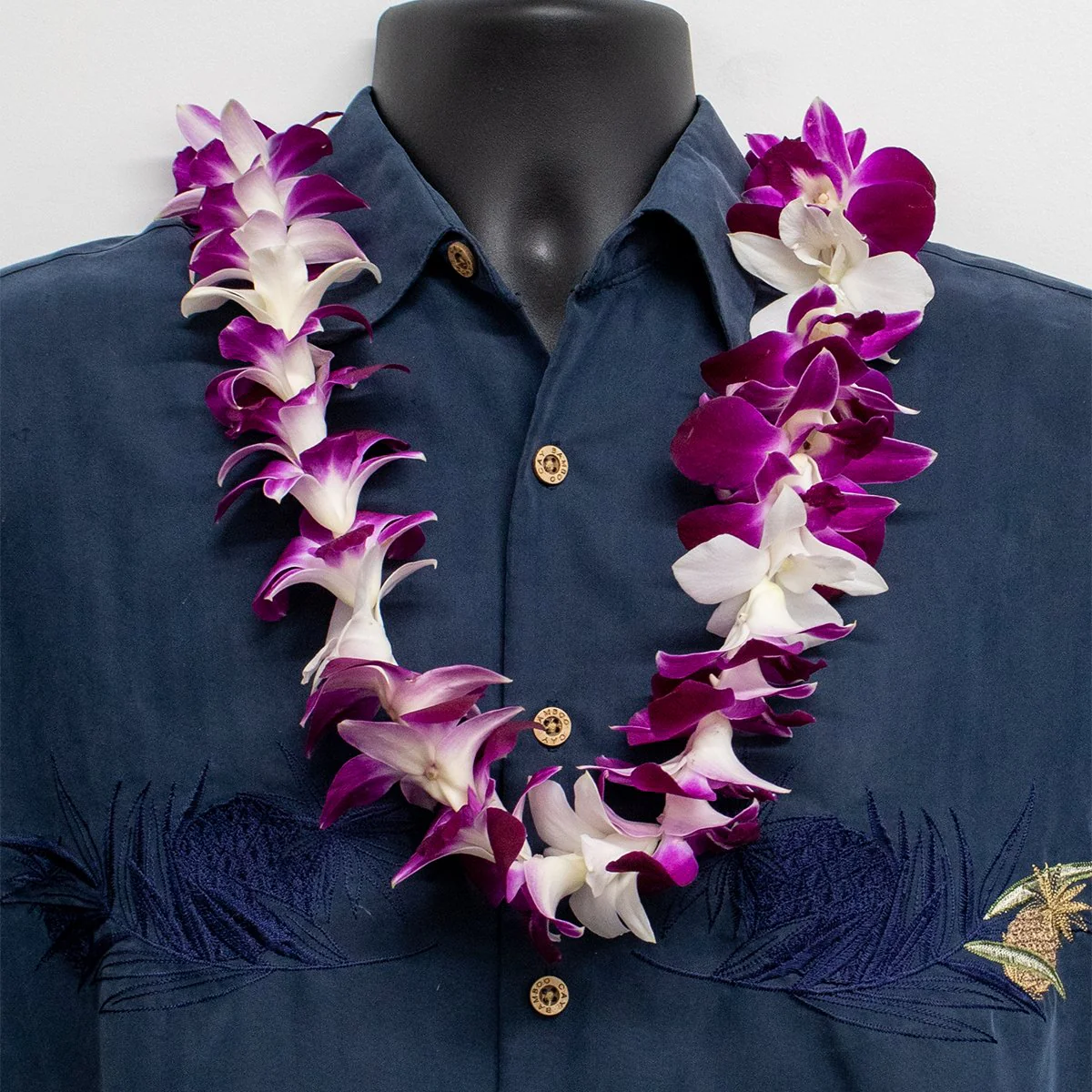 Single Orchid Trace Orchid Lei - Image 3